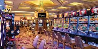Người dùng Việt Nam xem live stream bàn Baccarat trên điện thoại tại bxh ligue 1